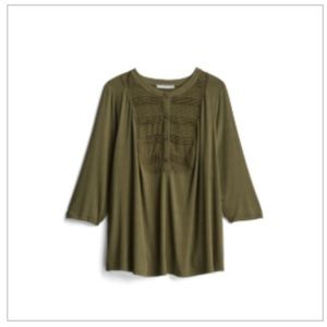 Daniel Rainn Henley Top